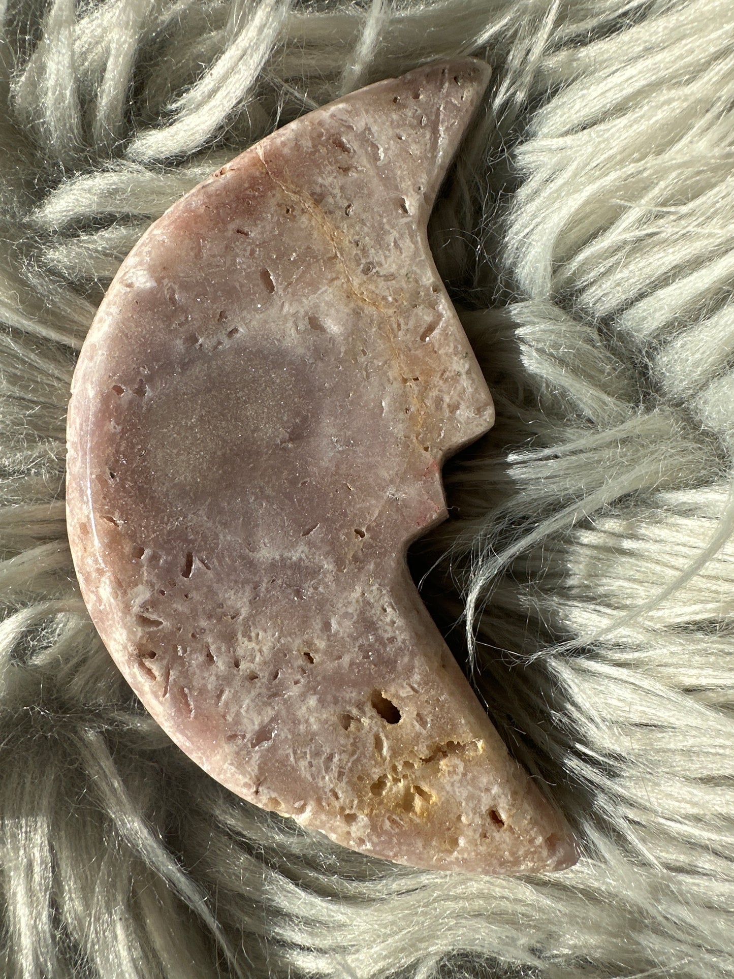 Pink amethyst moon carving